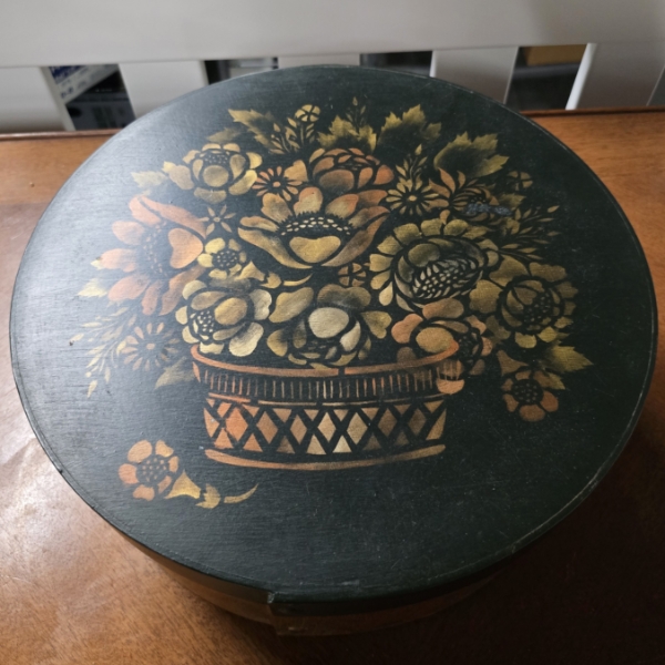Wooden Hat Box - 13" Round