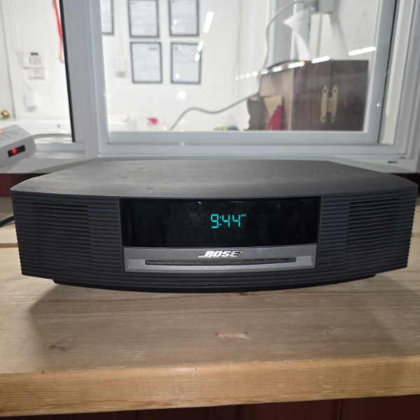 Bose Wave Music System - No Remote - Model AWRCC1
