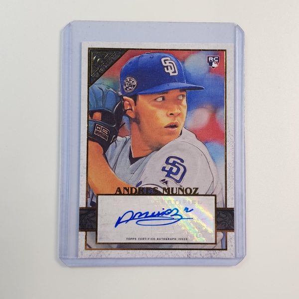 2020 Topps Gallery Andres Munoz Rookie Card, Certified Autograph Issue!