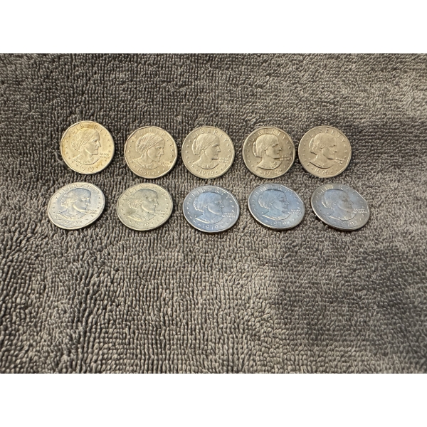 10 - 1979 Susan B. Anthony United States One Dollar Coin - Excellent Condition