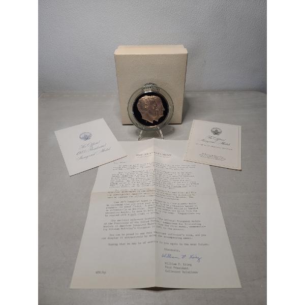 The Official 1973 Presidential Inaugural Solid Bronze Medal With Display Stand & Original Packaging
