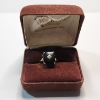 Image 1 : Vintage Black Onyx and 10K Yellow Gold Ring - Size 6.5 - Total Weight: 3.2g