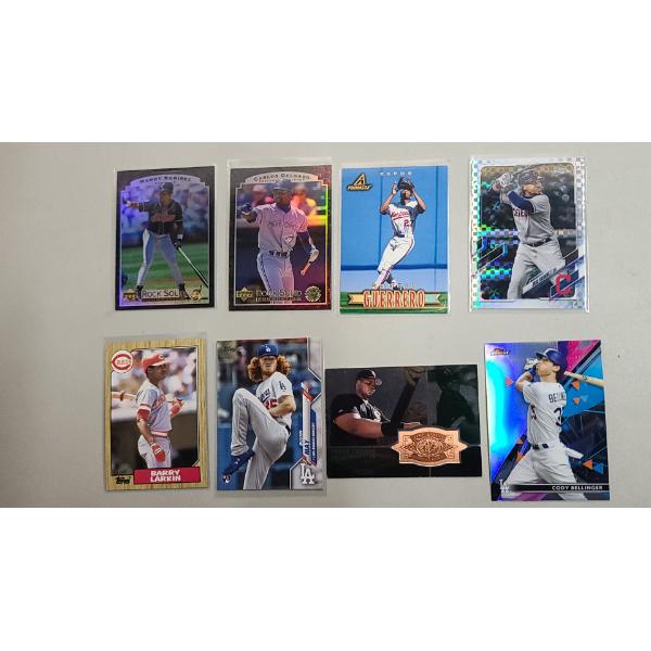 Lot of Assorted Baseball Trading Cards Ft. Frank Thomas, Jose & Manny Ramirez & More