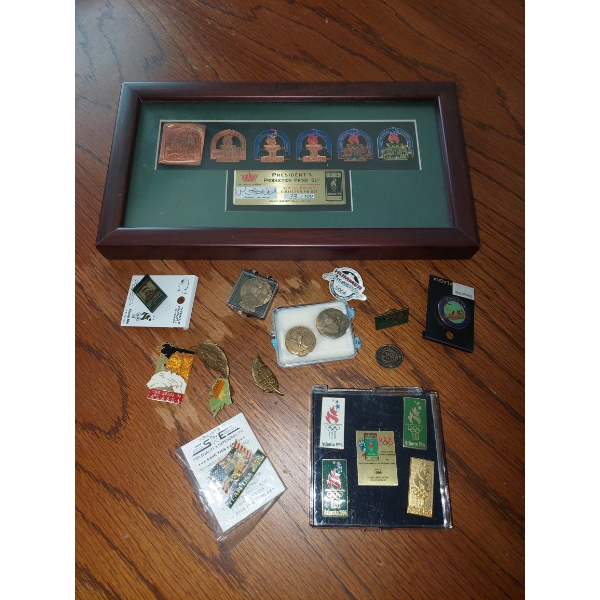 U S Olympics In 1996  - Atlanta Commemorative Pins Including Framed Set As Shown