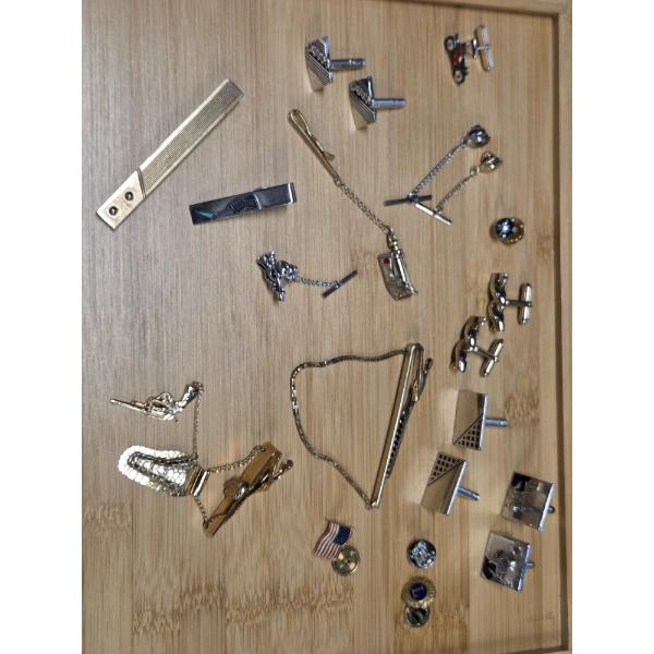 Vintage Collection Of Tie Pins And Cuff Links Including Rare Pistol & Holster Tie Holder Pin 