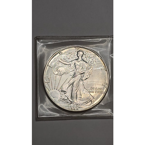 1988 1 Troy oz .999 Pure Silver American Silver Eagle Coin