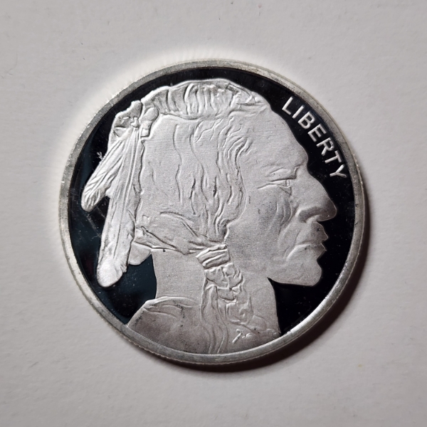 1 Troy Oz .999 Fine Silver Indian Buffalo Round ~ Mint Condition!