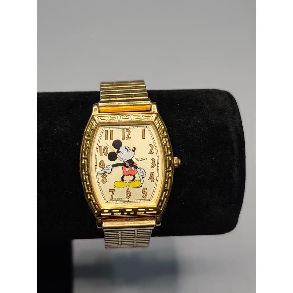 Vintage Gold-tone Pulsar Disney Mickey Mouse 451231 Quartz Wristwatch - Untested