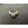 Image 1 : White Gold 14k Ring Total Weight 6.8g