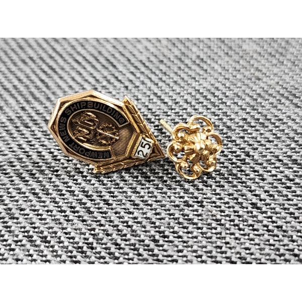10K Gold Lot Ft. Newport News Shipbuilding Pin & Loose Earring - Total Weight of 2.5 Grams