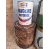 Image 3 : 
Six Vintage Can Collection