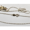 Image 3 : 10K Yellow Gold Chain 18" Necklace with 3-Flower Pendant TW: 1.4g