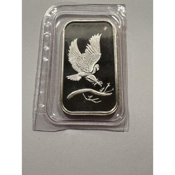 Limited Edition 1 Troy Oz Silvertowne Mint .999 Fine Silver Landing Eagle Bar - Mint Condition