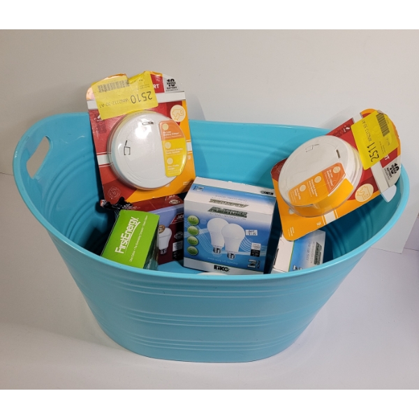 Tub With Light Bulbs And CO2 Detectors