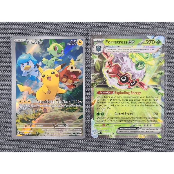 Pikachu 027 Black Star Promo & Forretress EX Near Mint Pokemon Trading Cards 