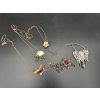 Image 1 : Costume Jewelry Lot - 4 Necklaces - 1 Pin - Animal Necklaces - Floral Pin