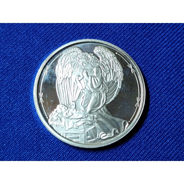 Holiday Season Angel 2001 Silver Round - 1 Troy oz .999 Fine Silver