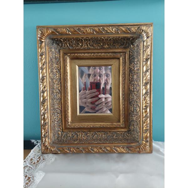 18" x 15" Framed Gilt Wall Mirror - Nice