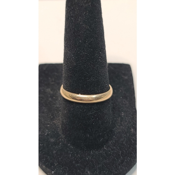 14K Yellow Gold Wedding Band - Size 7 - Weight: 2.2g