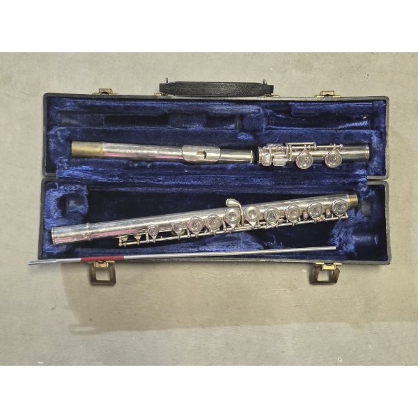 *Pick Up At Mantua Home-No Shipping Available* Vintage King Cleveland Flute In Excellent Condition I