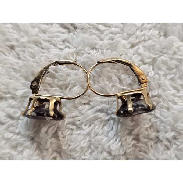 Vintage 10k Yellow Gold Lever-Back Earrings featuring Oval-Cut Red Garnets (1.6g)