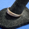 Image 4 : 10K Gold Ring With Small Center Stone Weighing 2.5 Grams ~ Size 10 
