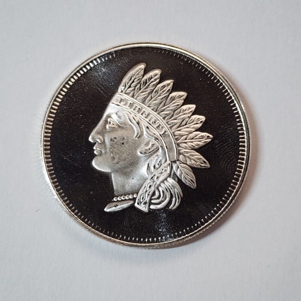 Indian Head Design 1 Troy Ounce .999 Fine Silver Bullion Round