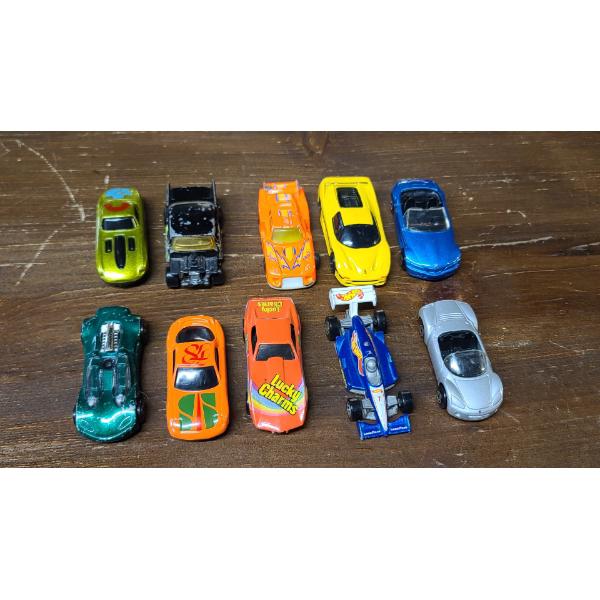 Matchbox/Hotwheels/Maisto & More Die-Cast Toy Cars