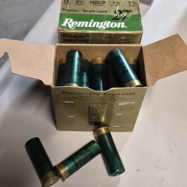 AMMO - SHOT GUN SHELLS - 2 BOXES 12 GAUGE 2 3/4" - 7 1/2 SHOT - SEE PICS 