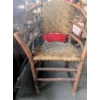 Image 3 : Charming Wicker Set Featuring Two 23"x3ft Chairs & 44"x3ft Loveseat