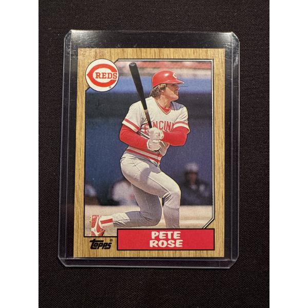 1987 Topps Pete Rose Cincinnati Reds Baseball Card - Mint Condition