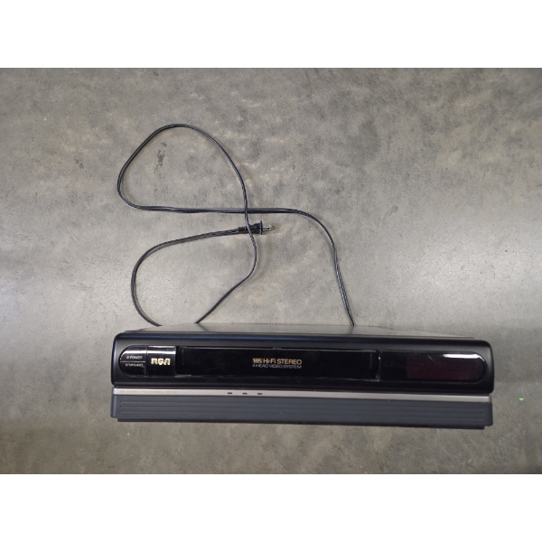 RCA VHS Hi-Fi Stereo 4 Head Video Player System In Great Condition!