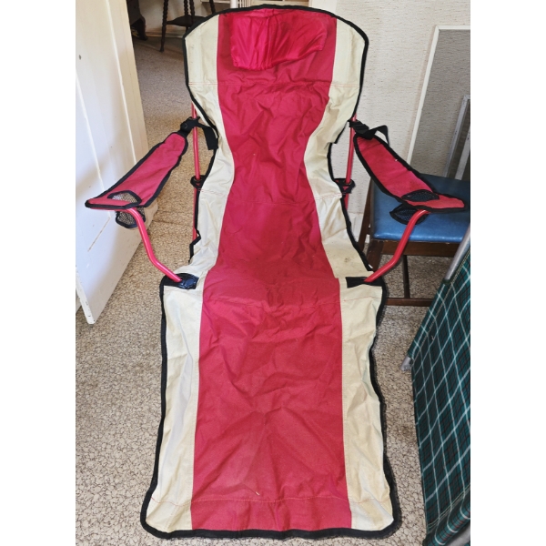 2 Position Camping Lounger with Cup Holders