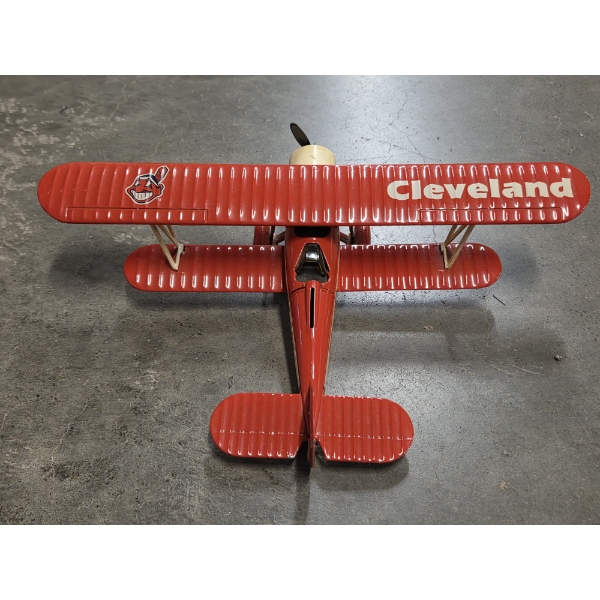 Excellent Condition 1998 Ertl Die Cast Cleveland Indians Airplane 