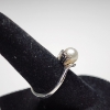 Image 3 : Stunning 10K White Gold Pearl Ring - Size 5.5 - Total Weight: 3.0g