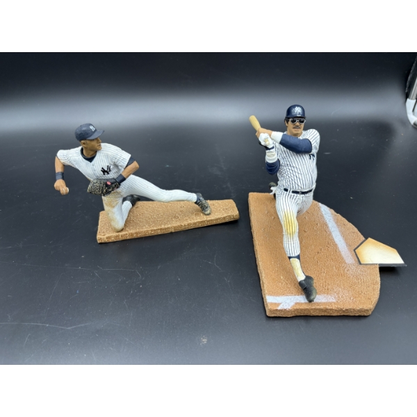 Baseball Figurines - New York Yankees - Derek Jeter & Reggie Jackson Cooperstown Series 1 HOF 