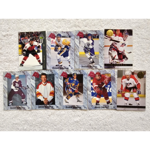 Small Lot of (9) Hockey Themed Trading Cards