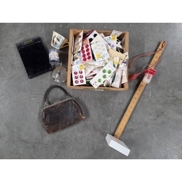 Neat Vintage Collectables Including Small Leather Purse, Wood Crayola Crate, Buttons
