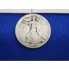 Image 4 : 3 90% Silver U.S. Coins: 1940-D Mercury Dime, 1963 Washington Quarter, & 1920 Walking Liberty Half 