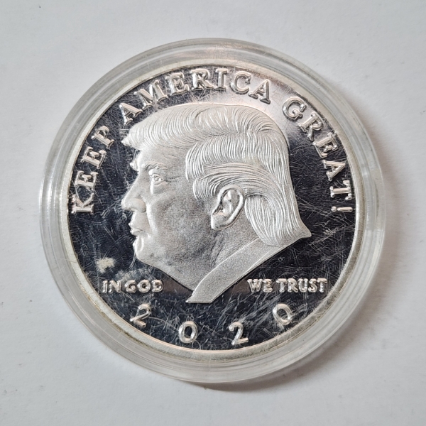 Donald Trump Commemorative Coin "Keep America Great!"