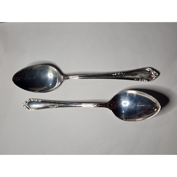 Reed & Barton Sterling Silver Spoons With Stunning Dancing Flowers Design Weighing 60 Grams