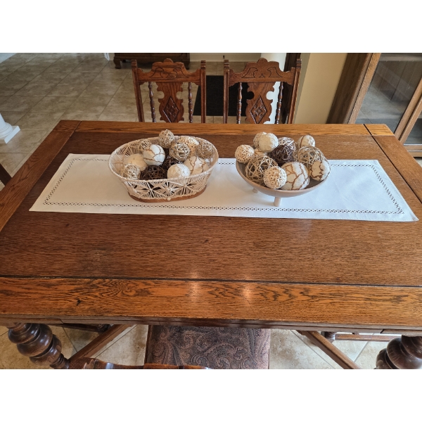 *Pick Up At Mantua Home-No Shipping Available* Like New Very Pretty 47'' Fabric Table Runner & Decor