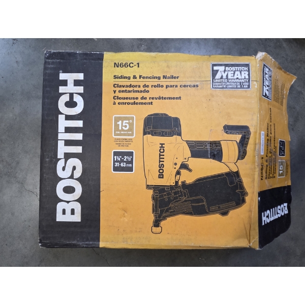 New In Box! Bostitch Siding & Fencing Nailer. With Maintenance Kit & Vinal Siding Adaptor & Nails