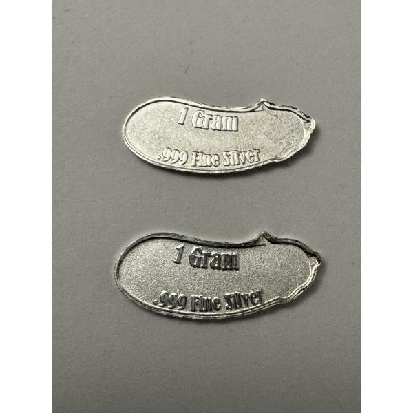 2 - Eggplant 1 Gram .999 Fine Silver Bars - Limited Edition - Mint Condition