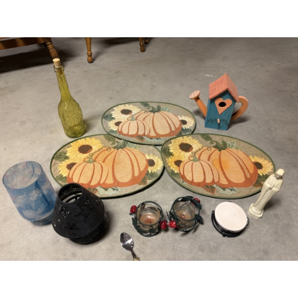 *Pick Up At Mantua Home-No Shipping Available* Pumpkin Round Place Settings - Mary Statue - House Wa