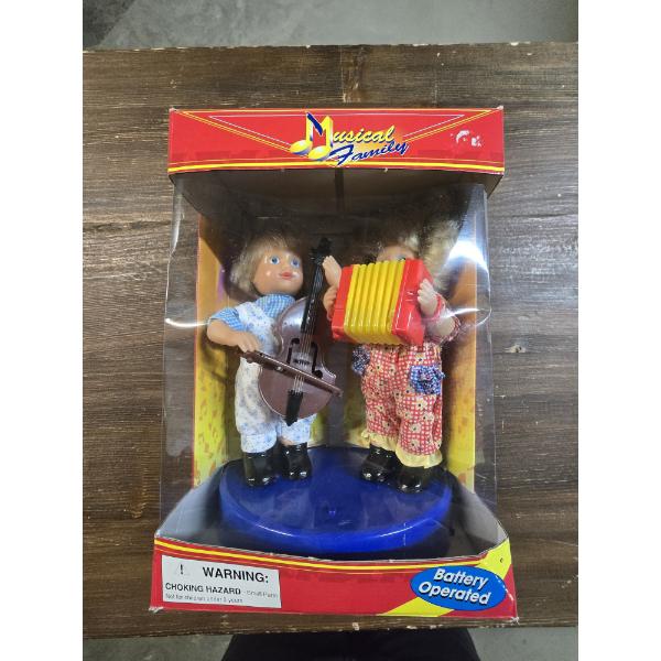 Musical Family Dolls That Sing