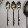 Image 8 : Collection of Vintage Silver-Plated Items, including Serving Platters, Bowls, and Flatware (6.2lbs)