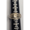 Image 7 : Women's Sterling Silver Ring With White Stones - Size 7 - Weight: 5.5g