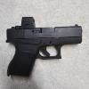 Image 2 : Glock 43 Subcompact 9x19mm Semi-Automatic Pistol with Red Dot Optic and 2 Clips (see description)