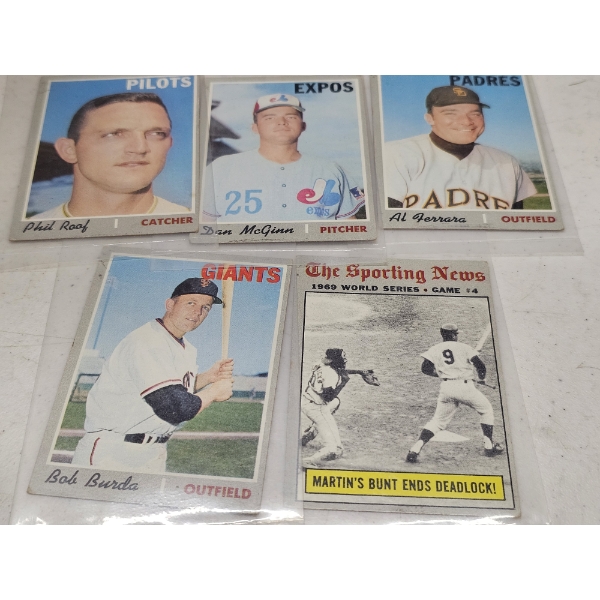 Lot of (5) Early 70's Vintage Baseball Trading Cards